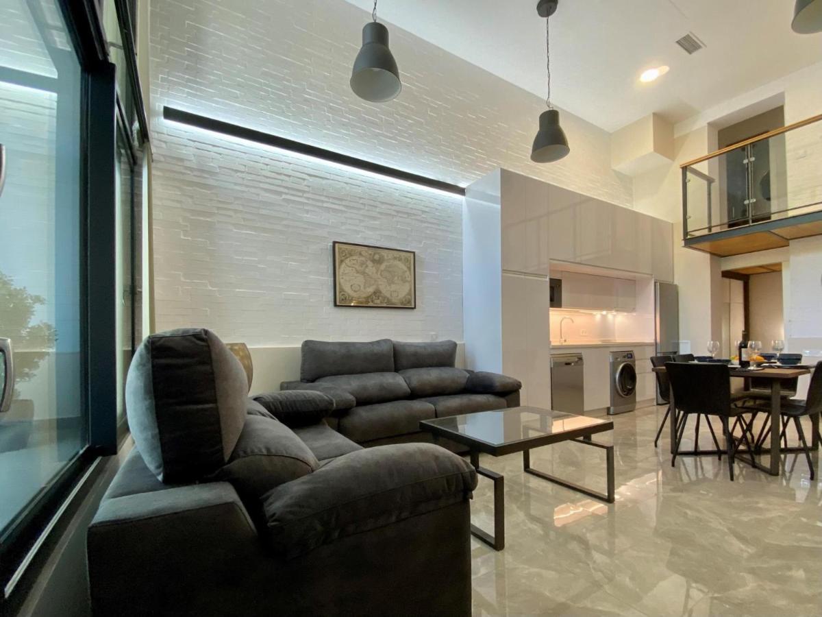 Tr3 Aparcamiento Incluido Familias Loft Almirante Lejlighed Sevilla Eksteriør billede
